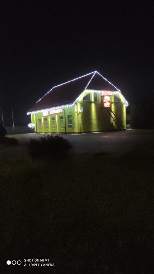 Bra Haus Hotel Branyiv Kültér fotó